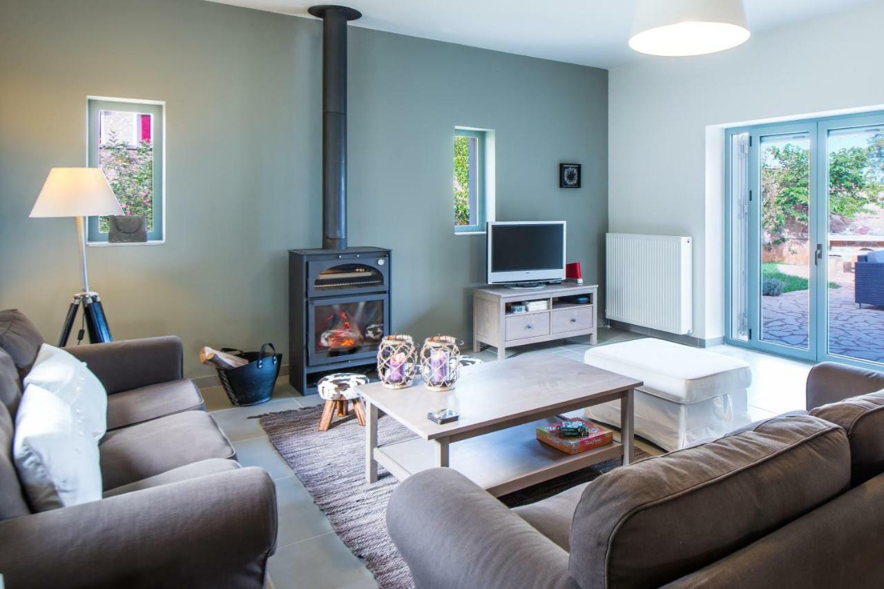 Villa Serenis Porovitsa Ngoại thất bức ảnh